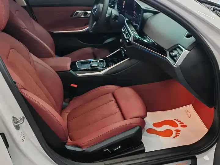 BMW i3 2024 eDrive 35 L 10