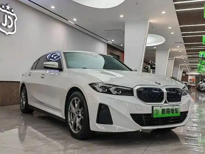 BMW i3 2024 eDrive 35 L 2