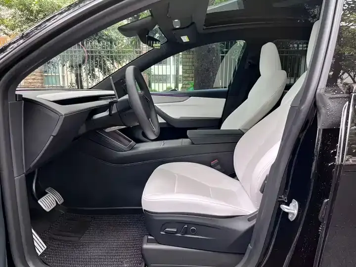 Model Y 2026 model modified long-range rear-wheel drive version 3