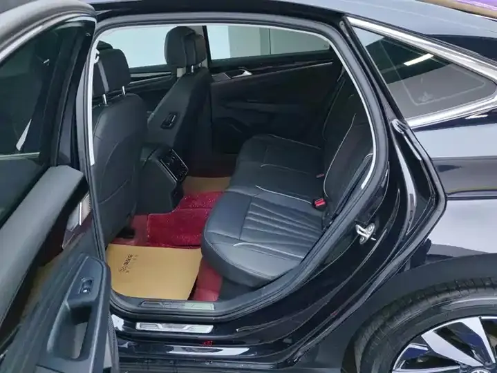 Passat 2024 330TSI Elite Edition 11