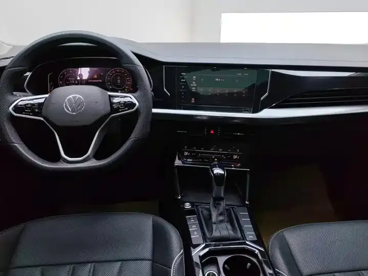 Passat 2024 330TSI Elite Edition 12
