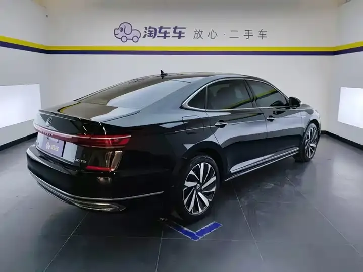 Passat 2024 330TSI Elite Edition 3
