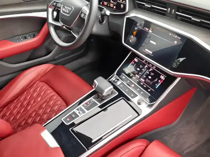 Audi A7L 2023 45 TFSI quattro S-line Black Samurai Edition 5