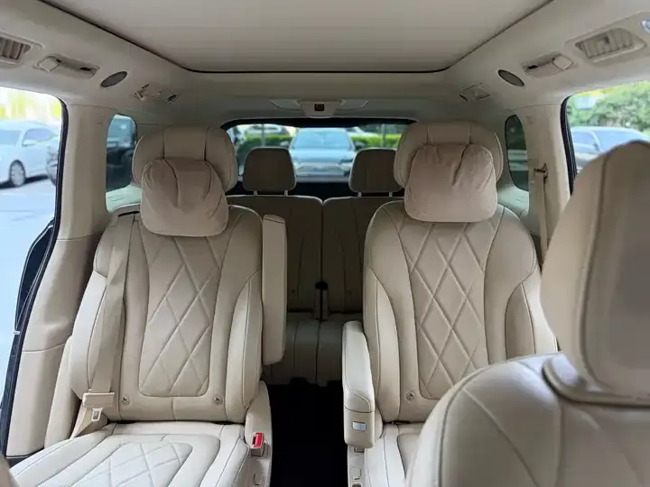AITO M9 2024 extended range Ultra version 42kWh 6-seat version 4