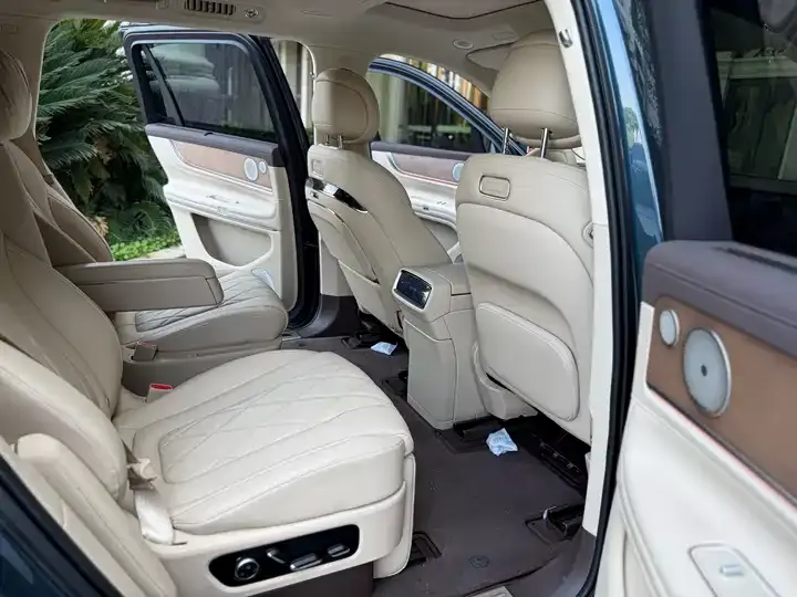 AITO M9 2024 extended range Ultra version 42kWh 6-seat version 7