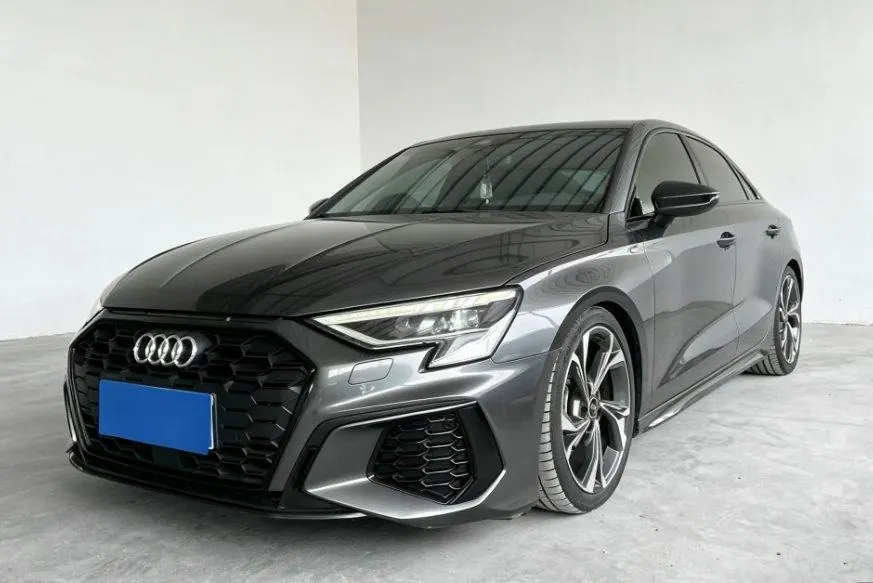 Audi 2022 A3L Limousine 1.4TFSI 35TFSI Luxury Sport Automatic - View 1
