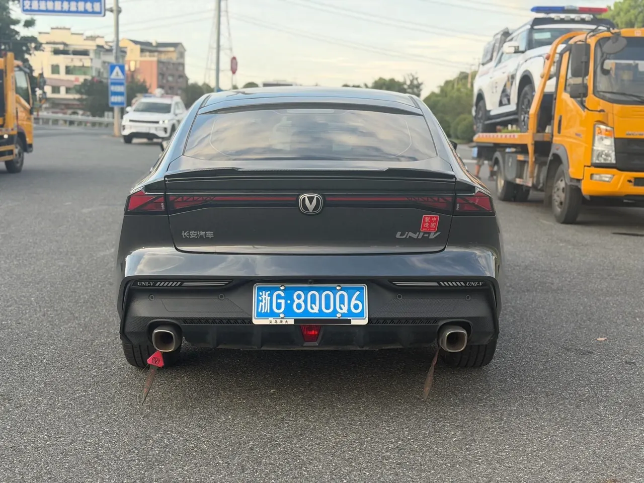 ChangAn 2023 UNI-V 1.5T honorable automatic gear 4