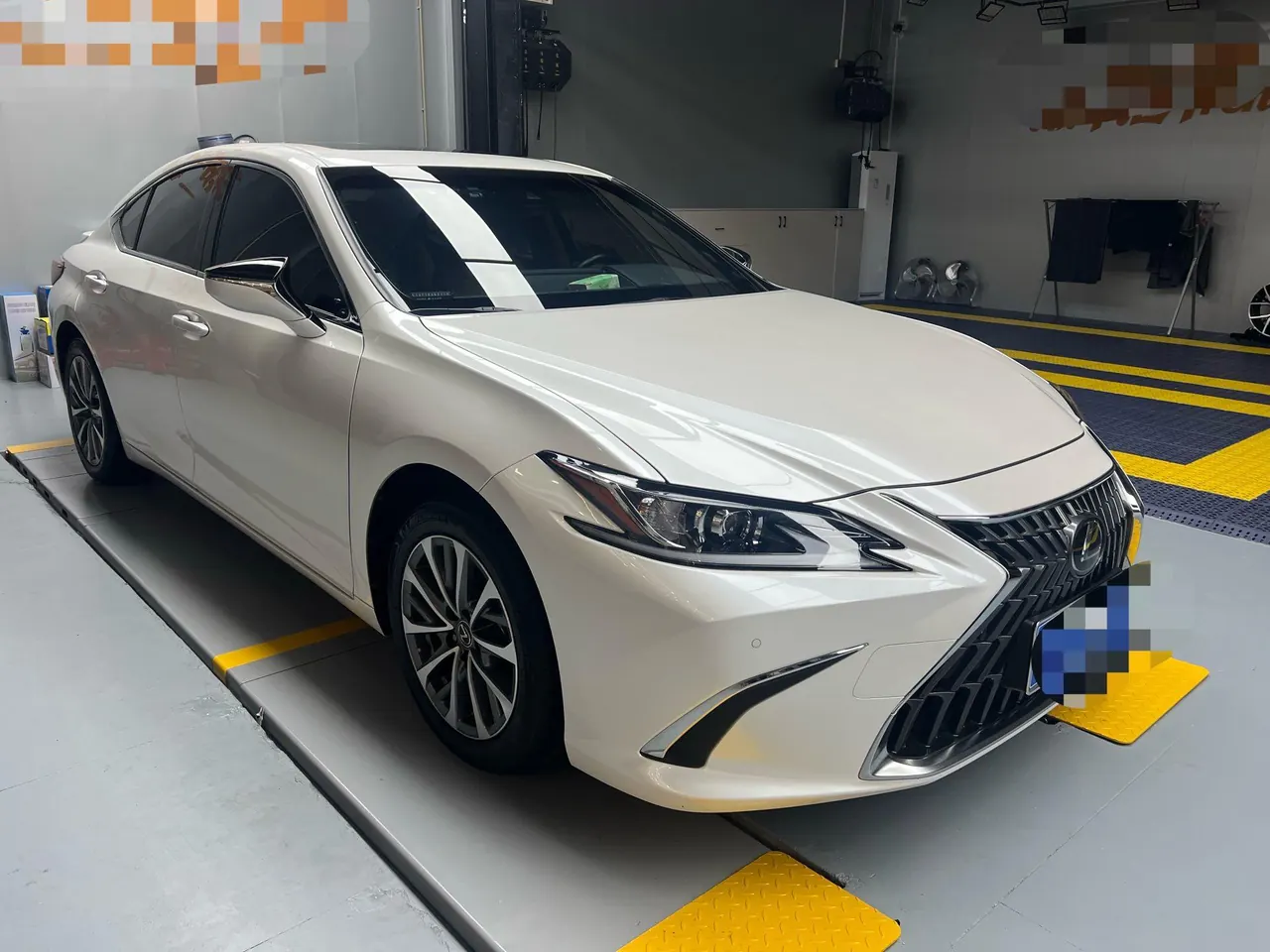 Lexus ES (Imported) 2022 ES300h 2.5 Stepless Excellence Edition Automatic Gear 2