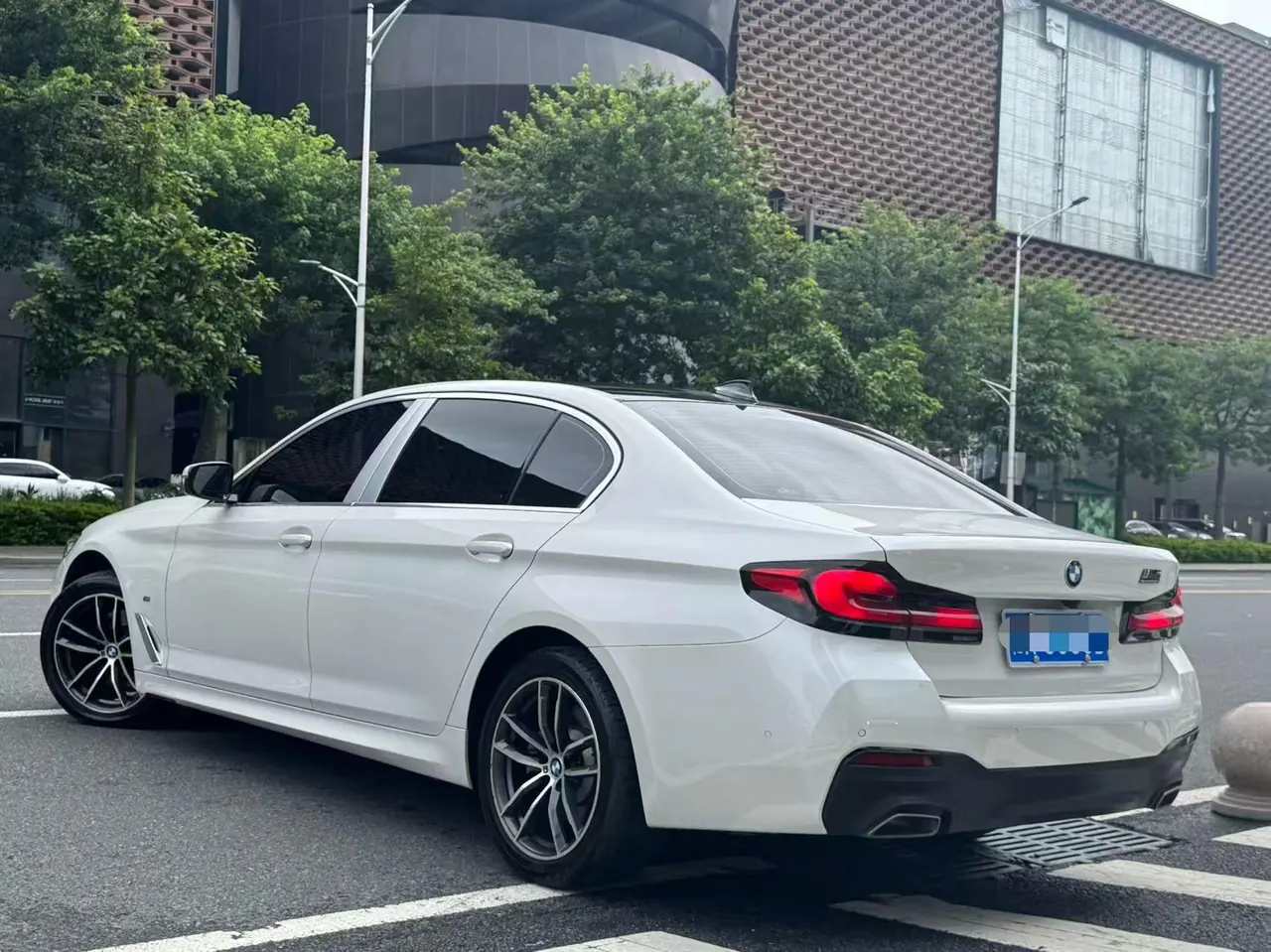 BMW 5 Series 2021 525Li 2.0T M Sports Suit Automatic Gear 6