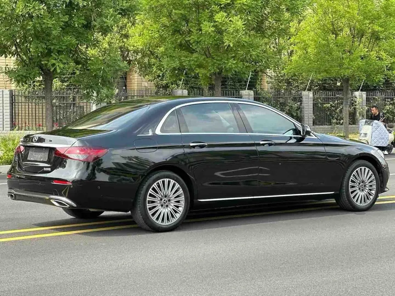 Mercedes Benz E Class 2022 E 300 L 2.0T Luxury (Change 2) Automatic Gear 6