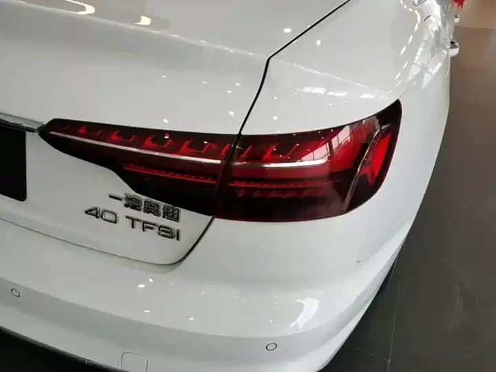 Audi A4L 2020 model 40 TFSI Sporty Version 8