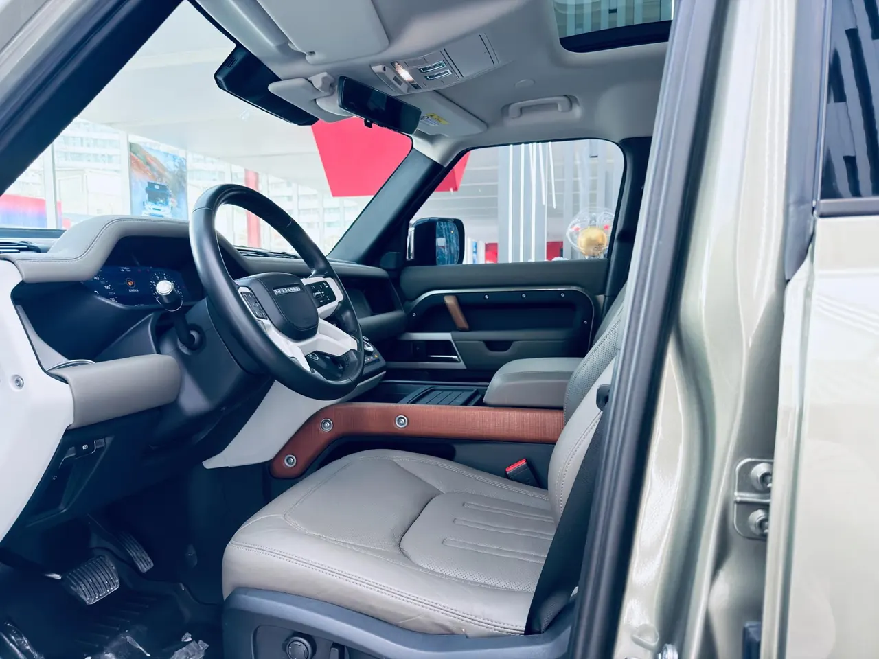 Land Rover Guard (Imported) 2021 Guard 110 48V 3.0T P400 X-DYNAMIC HSE Automatic Gear 17