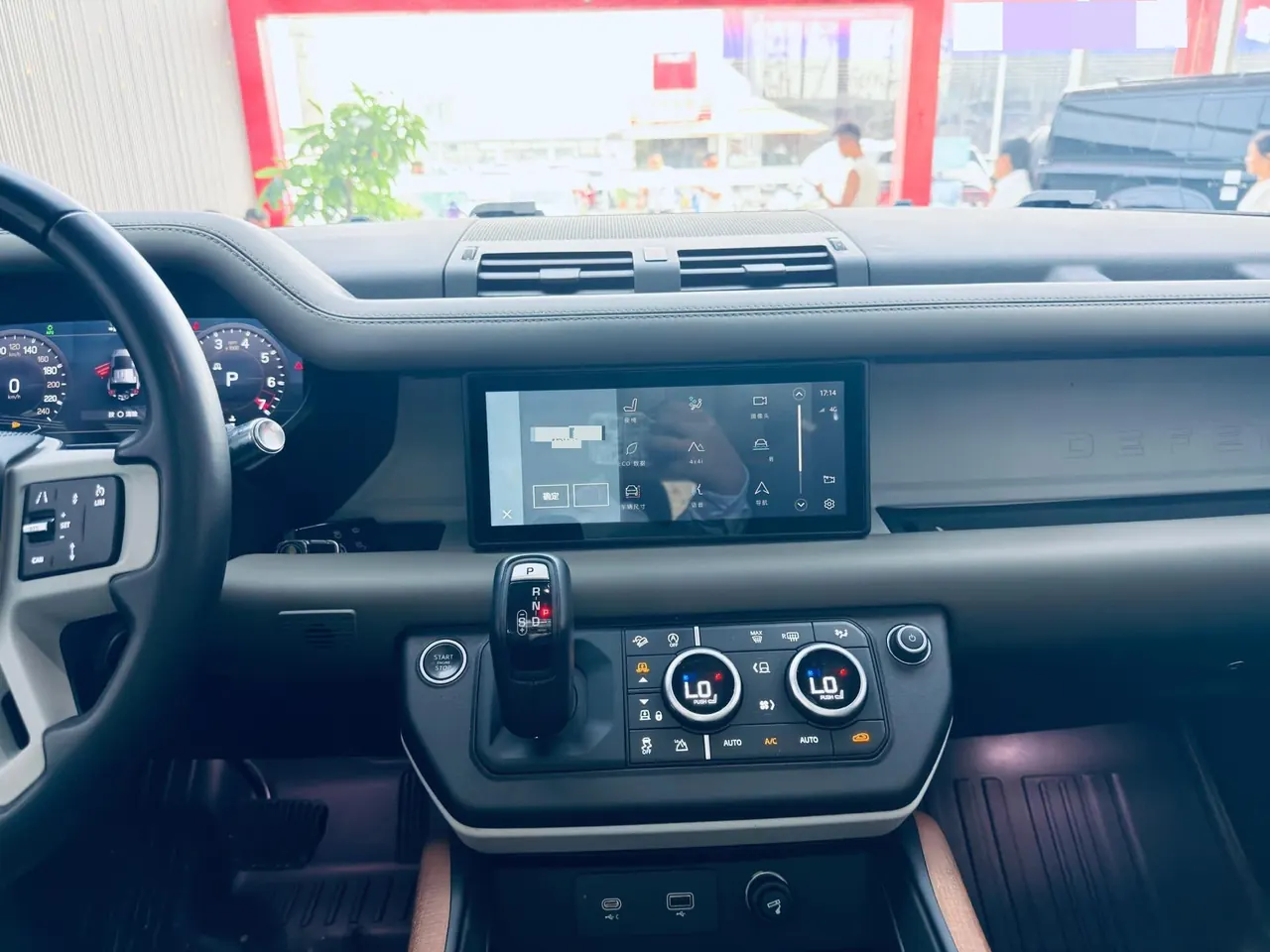 Land Rover Guard (Imported) 2021 Guard 110 48V 3.0T P400 X-DYNAMIC HSE Automatic Gear 7