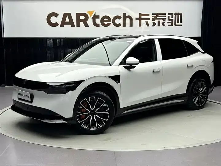 Открыть галерею: Zeekr 7X 2025 100kWh Long Endurance Rear Drive Smart Driving Edition