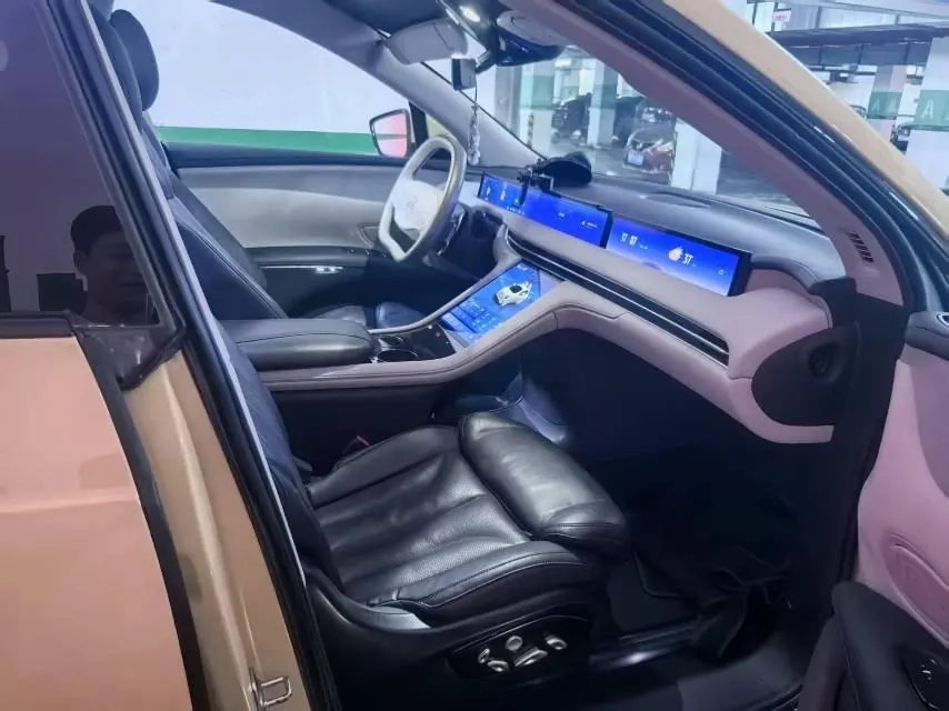 IM 2023 IM LS 7 100kWh Lux Rear Drive Automatic Gear 5