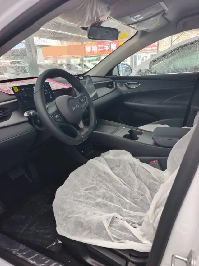 BYD 2026 seals 05 DM-i 1.5 stepless 128KM luxury automatic gear 5
