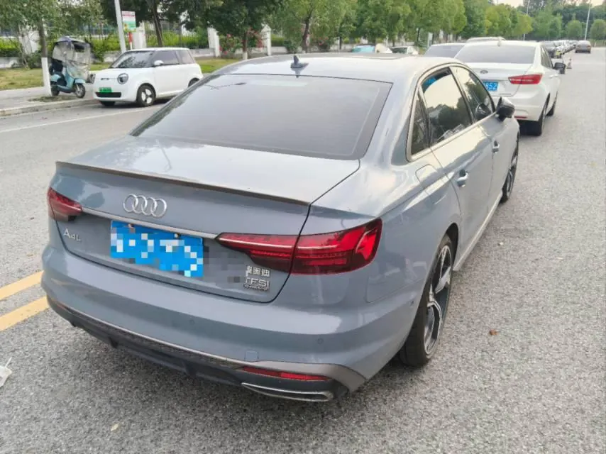 Audi 2022 A4L 2.0TFSI 40TFSI Quattro RS Kit Burning Speed Automatic 4
