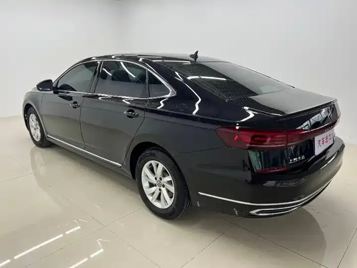 Passat 2023 280TSI Business Edition 6
