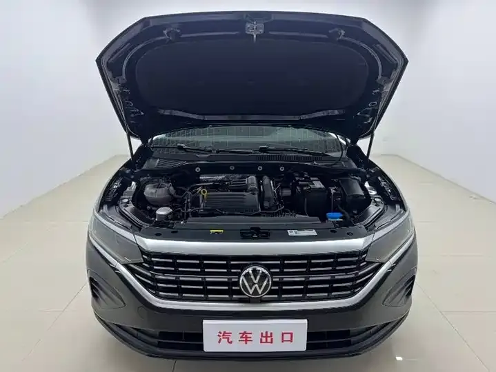 Passat 2023 280TSI Business Edition 7