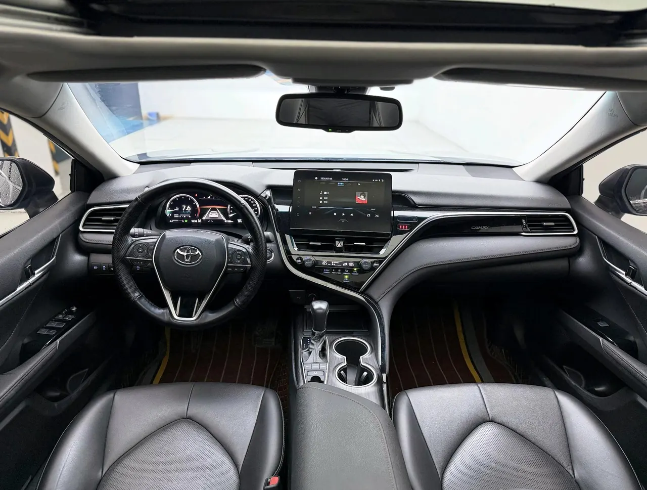 Toyota 2021 Camry 2.5G Deluxe Edition Automatic Gear 4