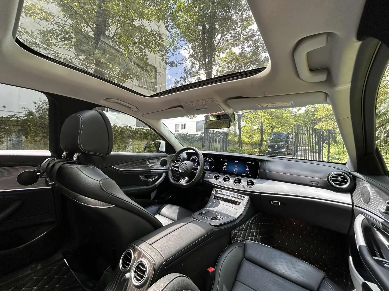 Mercedes Benz E Class 2021 E 260 L 2.0T Sports (Modified) Automatic Gear 12