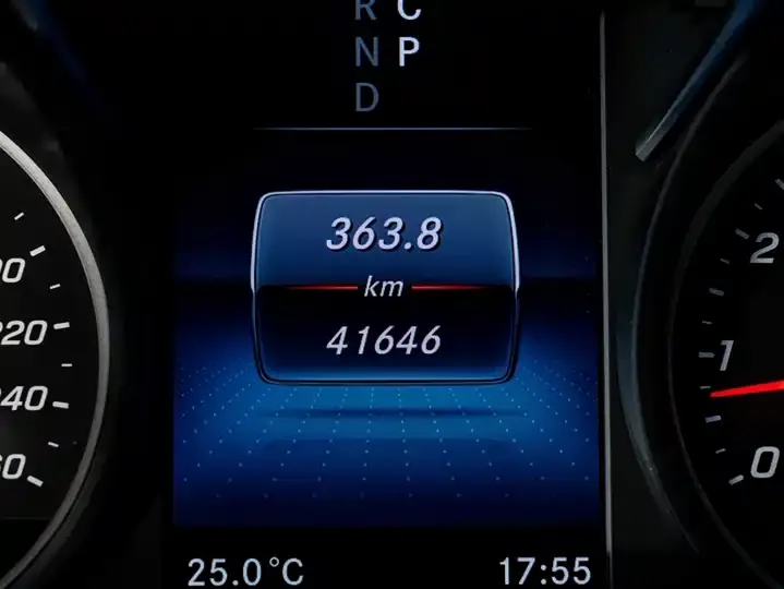 Mercedes Benz Class V 2022V 260 L Long Wheelbase Premium Edition 10
