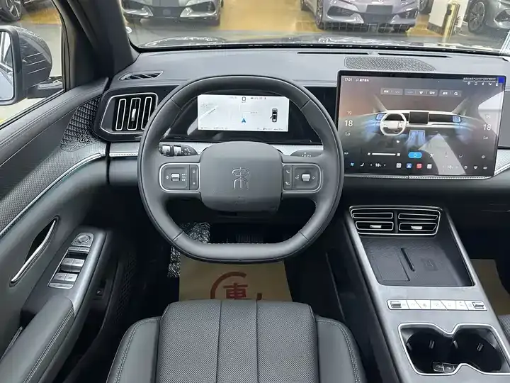 Song Pro New Energy 2026 Flying Edition DM-i 301KM Exceed 7