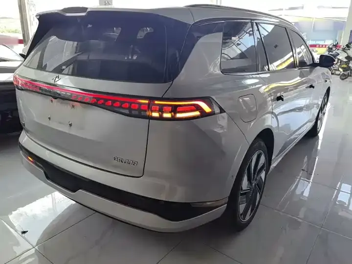 Eπ 008 2024 210Max extended range version 6 seats 7