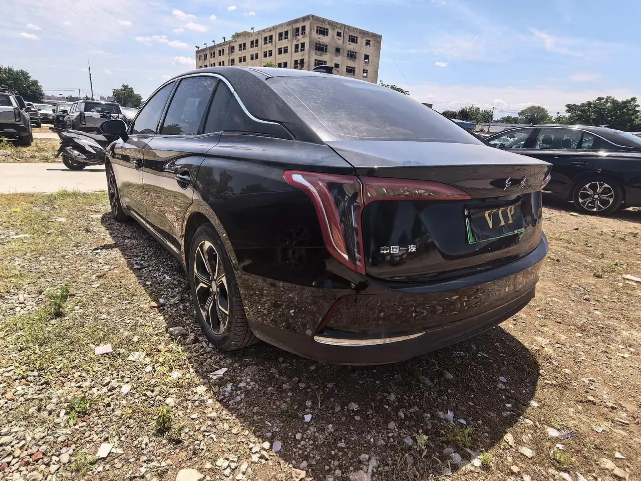 HongQi 2023 E-QM5 Basic Travel Edition (Modified) Automatic Gear 3