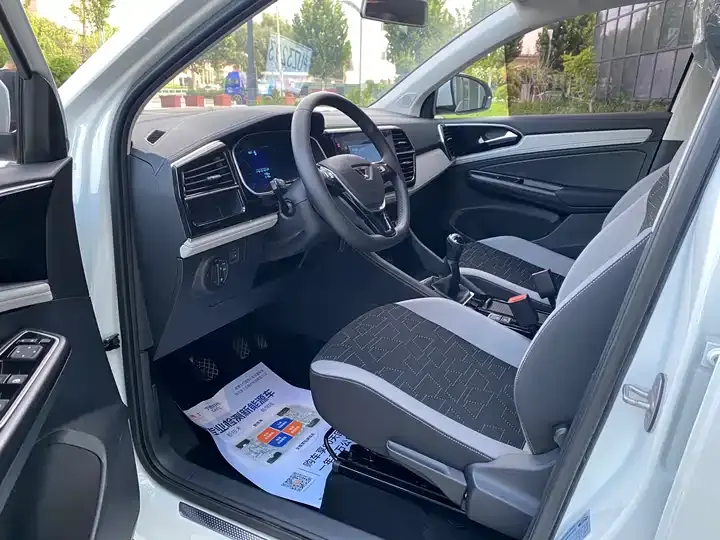 Jetta VS5 2024 280TSI Manual Pioneer Edition 4