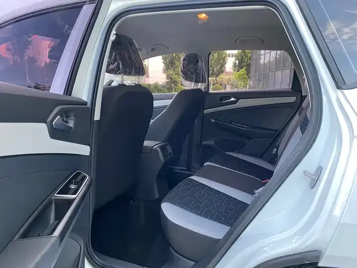 Jetta VS5 2024 280TSI Manual Pioneer Edition 6