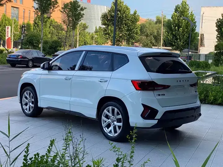 Jetta VS5 2024 280TSI Manual Pioneer Edition 7