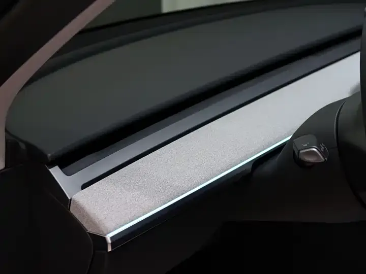 Model Y 2024 rear-wheel drive version 11