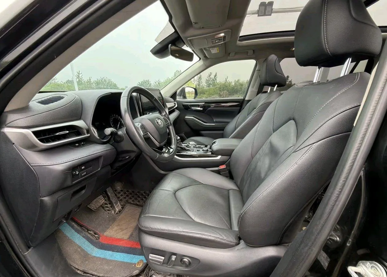Toyota 2024 Highlander 2.0T 380T 4-wheel drive Extreme Edition 7-seat automatic gear 3