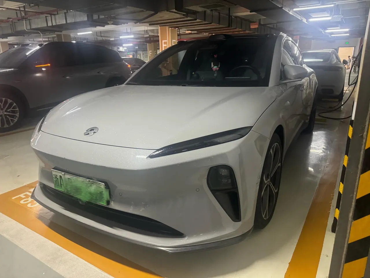 Open image lightbox: NIO 2023 ET5T 75kWh Touring automatic