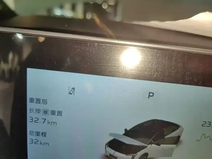 HongQi EH7 2025 690 Smart Edition 12