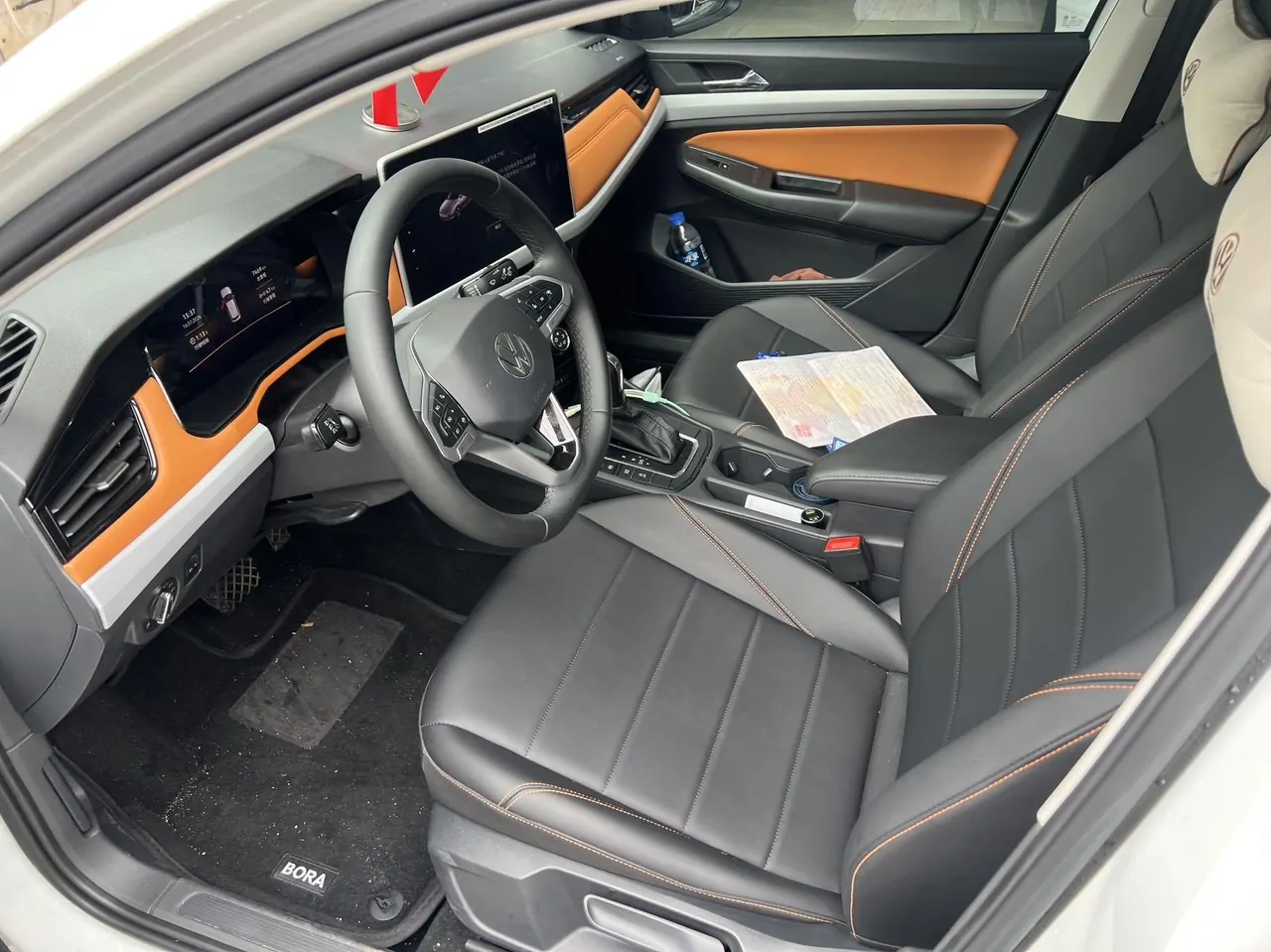 Volkswagen 2025 Bora 1.2TSI 200TSI Yuexing Navigation Edition Automatic Gear 5