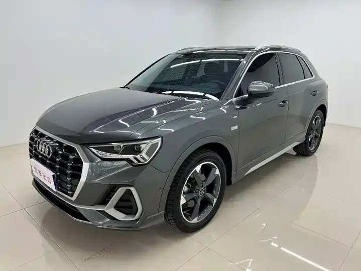 Audi Q3 2022 35 TFSI Fashion Dynamic - View 1