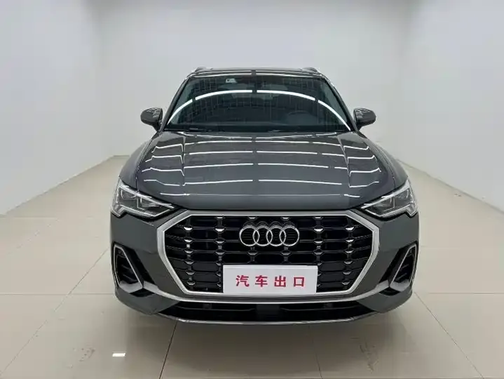 Audi Q3 2022 35 TFSI Fashion Dynamic 2