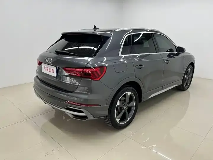 Audi Q3 2022 35 TFSI Fashion Dynamic 4