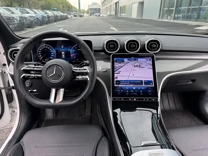 Mercedes Benz Class C 2023 C 200 L Sports Edition 6