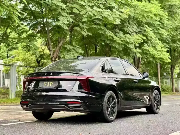 HongQi H5 2023 1.5T DCT Zhilian Flag Yue Edition 7