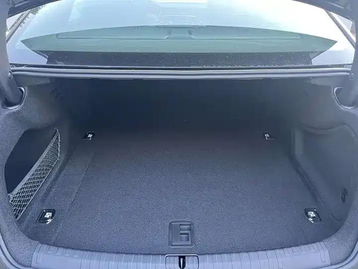 Audi A6L 2026 45 TFSI Selected Dynamic Type 6