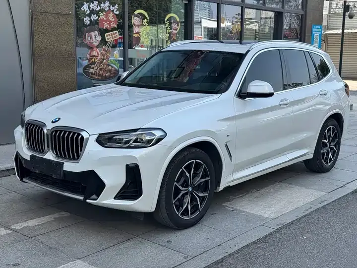 BMW X3 2022 xDrive25i M sports suit - View 1