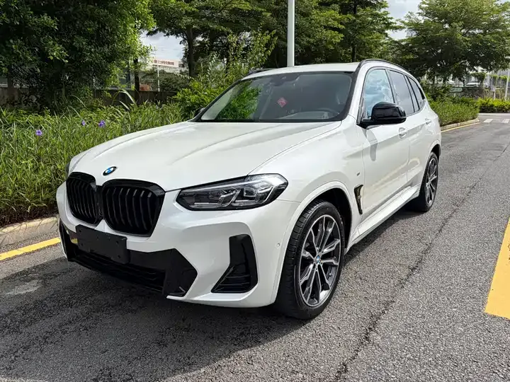 BMW X3 2023 xDrive30i Leading M Obsidian Night Suit - View 1