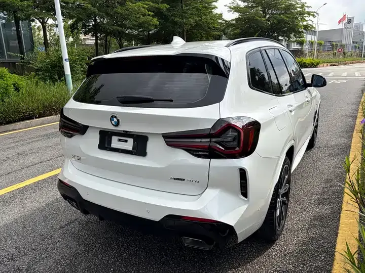 BMW X3 2023 xDrive30i Leading M Obsidian Night Suit 12