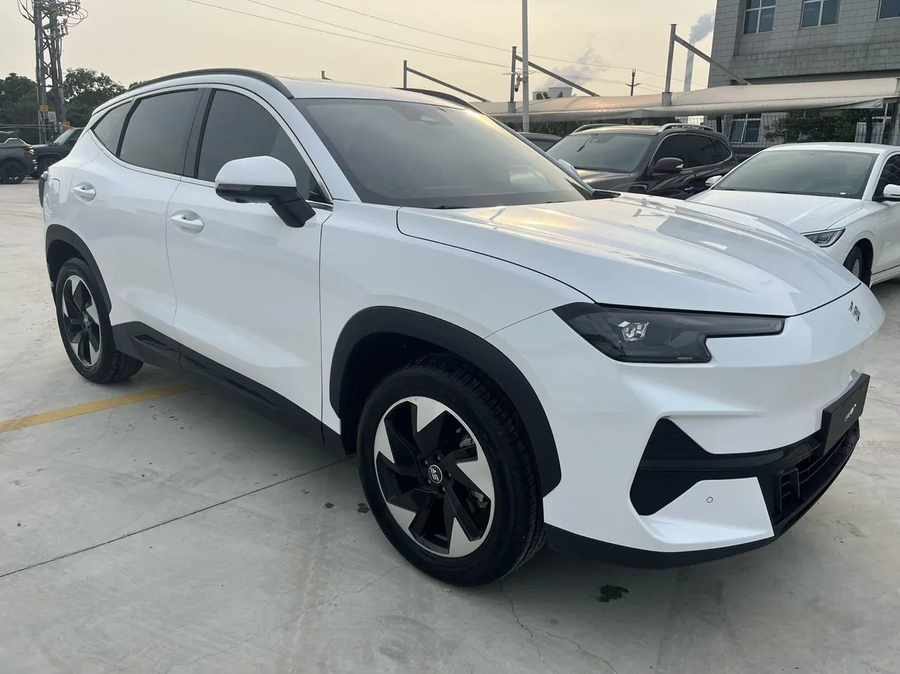 Jetour 2024 Shanhai L6 1.5TD ULTRA automatic gear 15