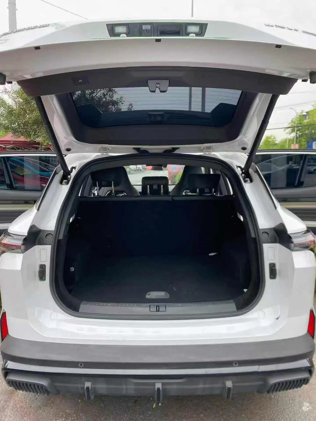 Jetour 2024 Shanhai L6 1.5TD ULTRA automatic gear 4