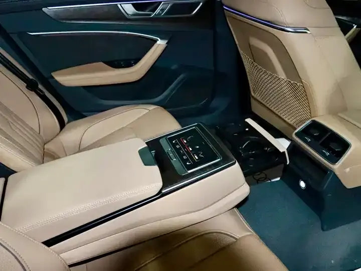 Audi A6L 2021 55 TFSI quattro Enjoy Elegance 7