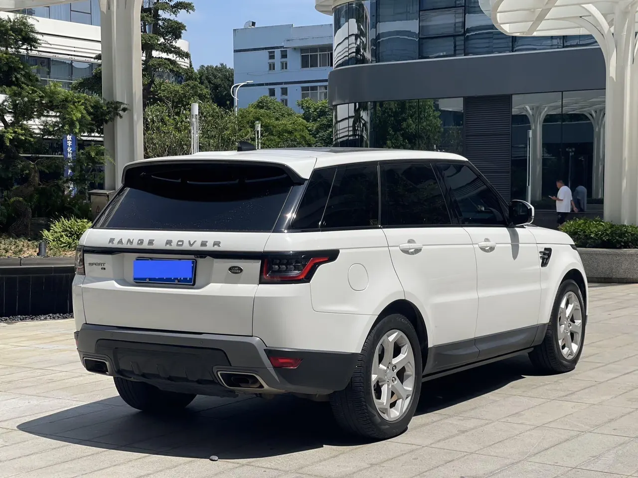 Land Rover Range Rover Sport (Imported) 2021 Range Rover Sport 48V 3.0T L6 SE Automatic Gear 4